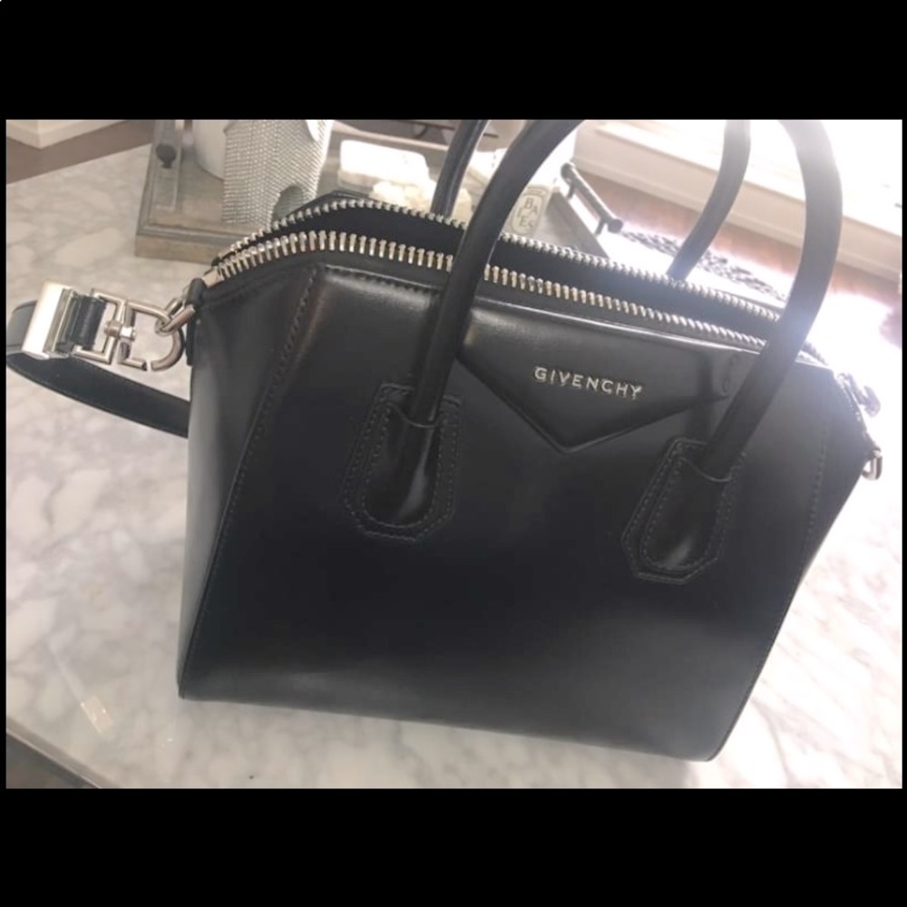 Givenchy small Antigona bag